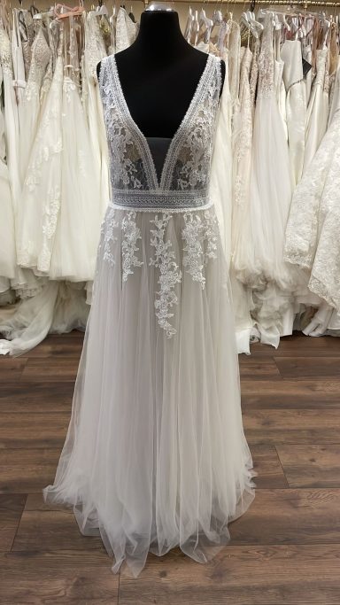 Brautkleid mit Tüllrock 